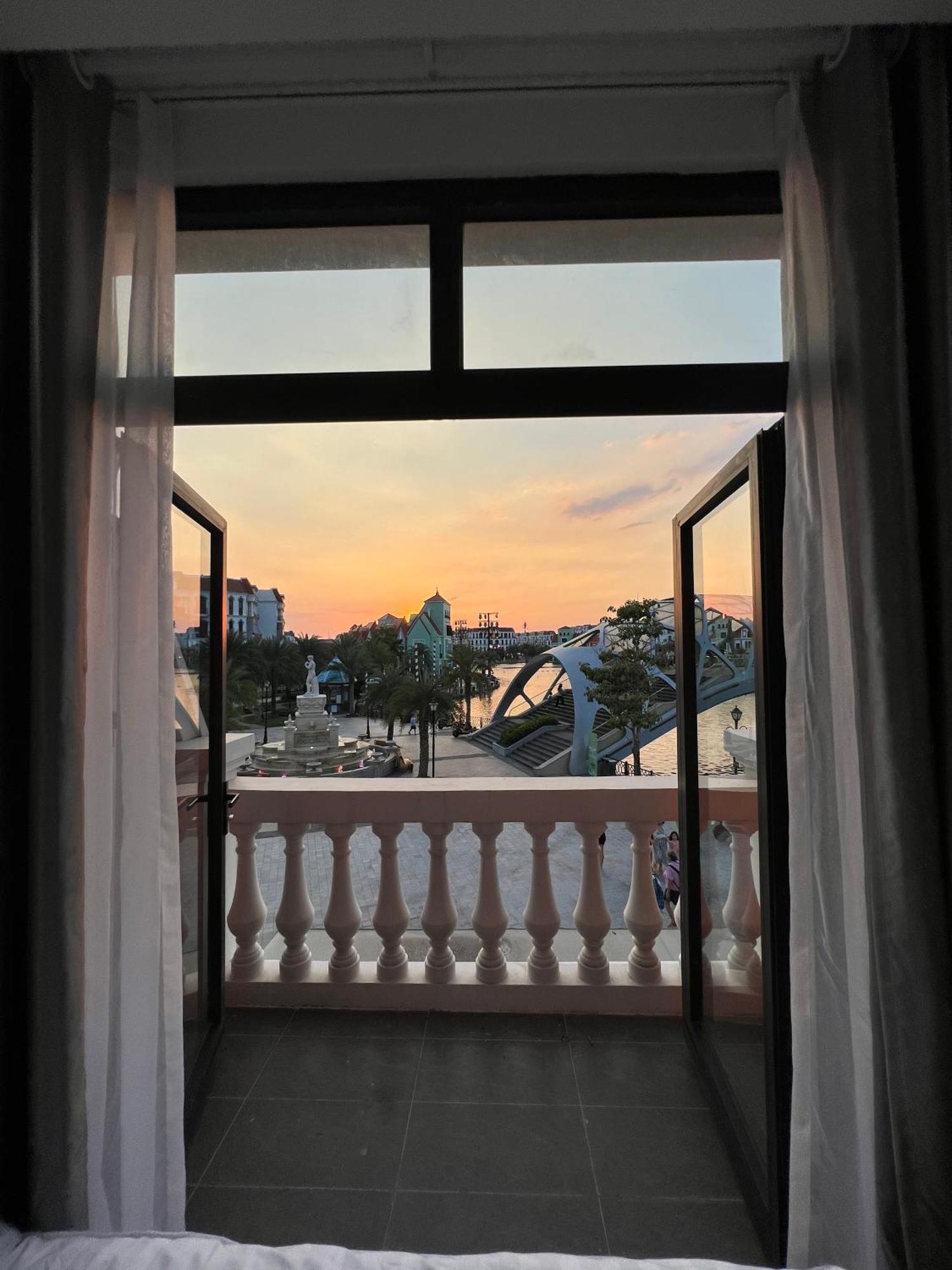 Legacy Hotel - Grand World 두옹 동 외부 사진